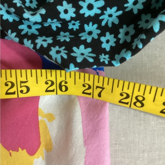 JM Collection Multicolor Abstract Women's Button Down Shirt, Plus Size 1X - Picture 5 of 7